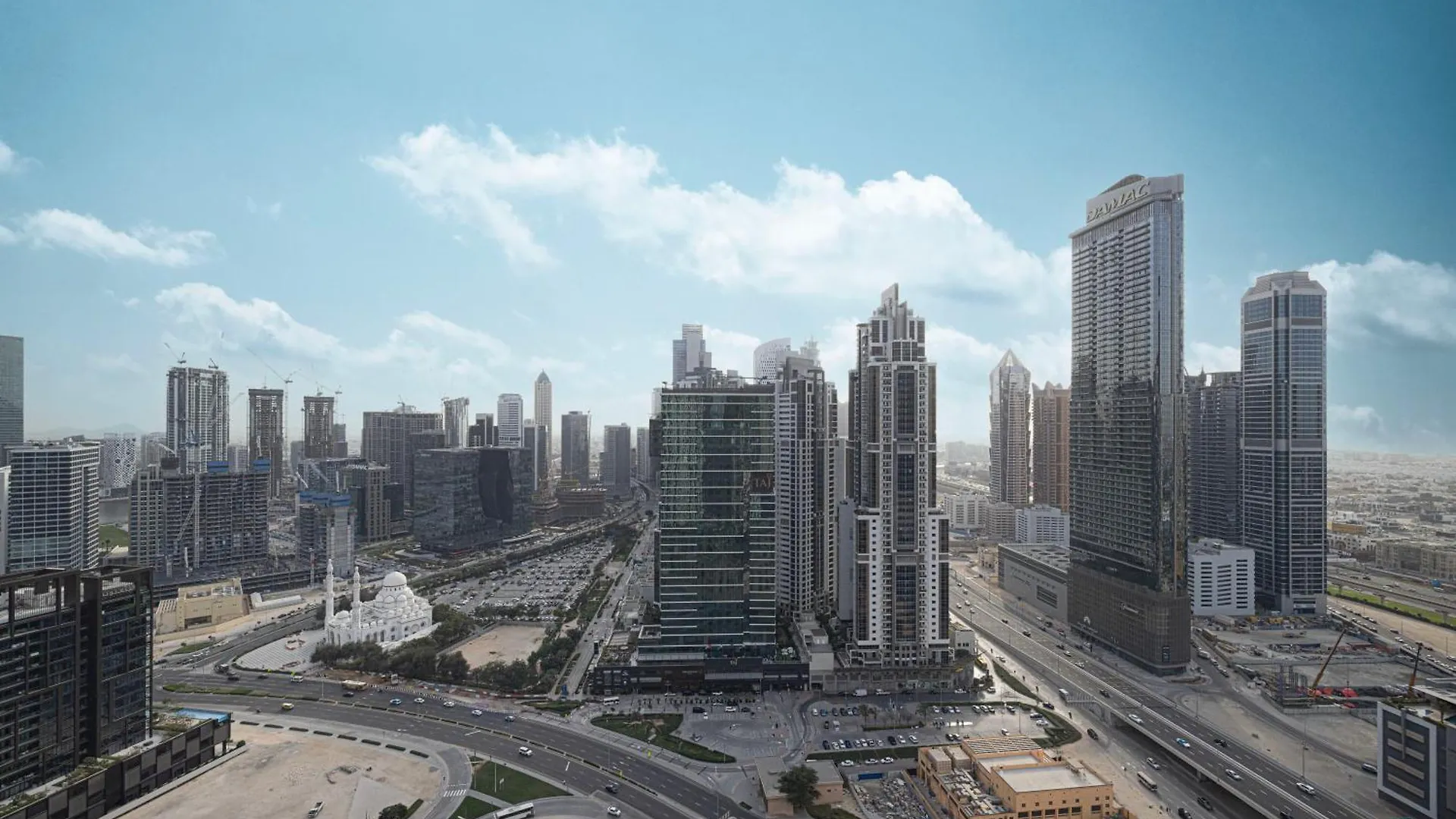 High Floor With Nice View! 2 Bedroom Exceptional Apartment Near Dubai Mall! Amazing Rooftop!