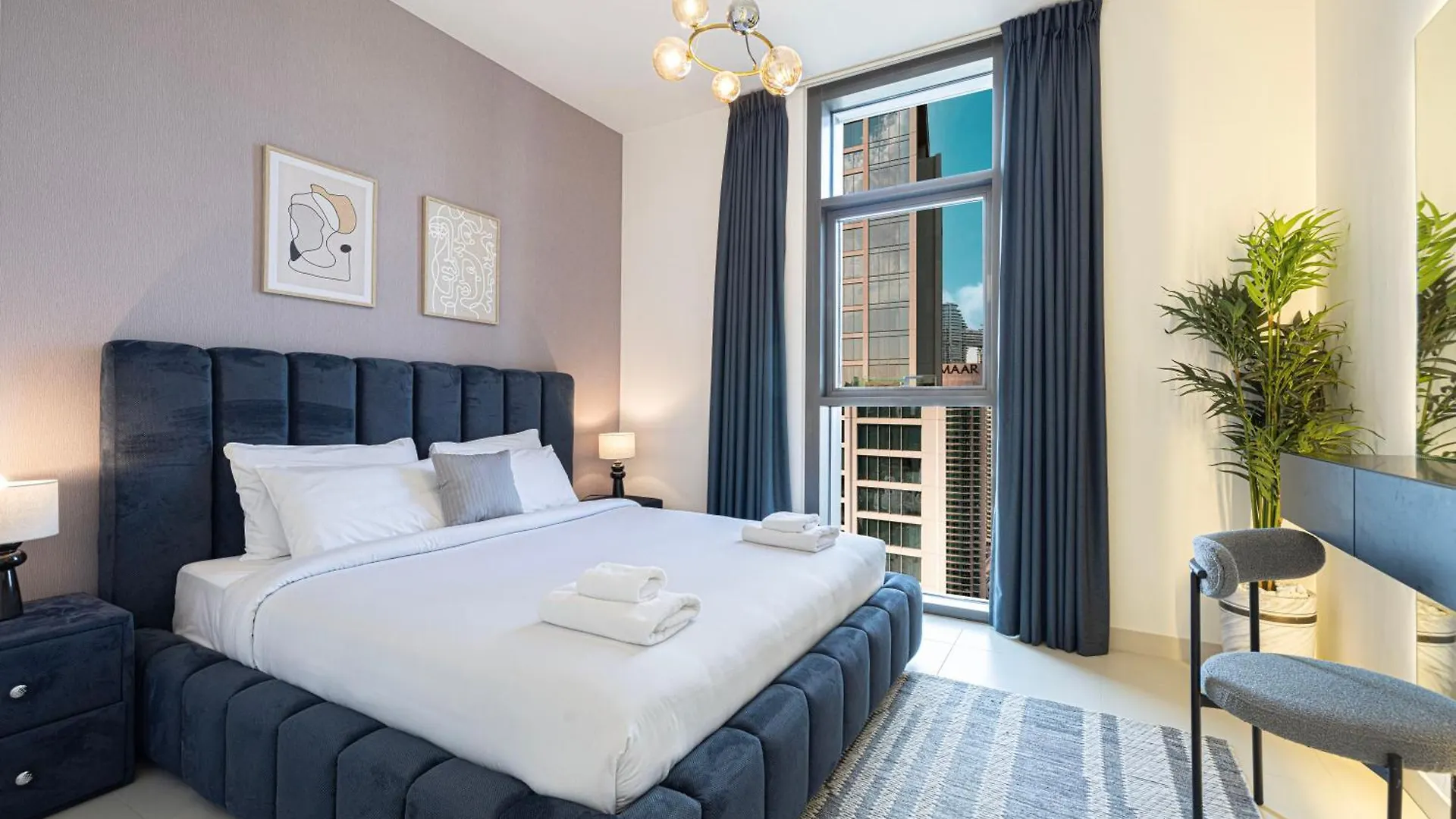High Floor With Nice View! 2 Bedroom Exceptional Apartment Near Dubai Mall! Amazing Rooftop!