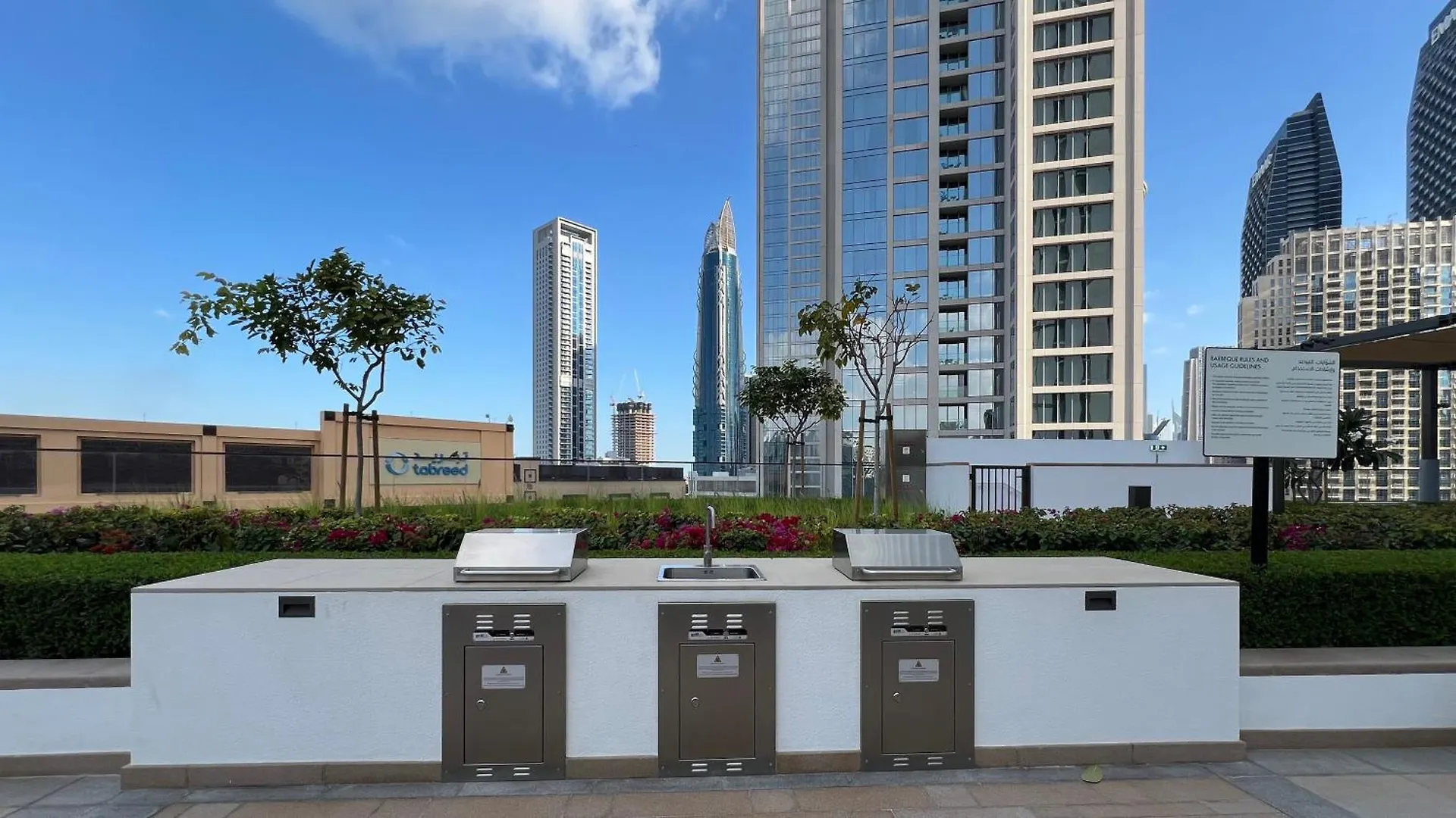 High Floor With Nice View! 2 Bedroom Exceptional Apartment Near Dubai Mall! Amazing Rooftop! 0*,